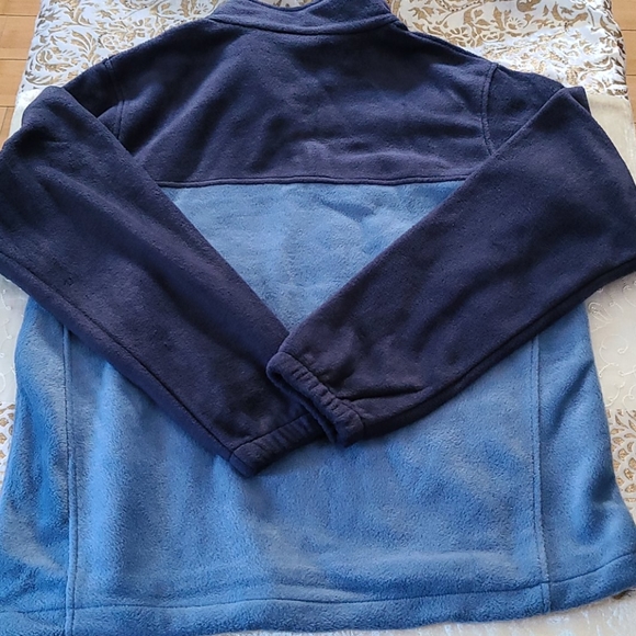 Columbia Half-Zip Fleece  - Medium - Picture 7 of 7